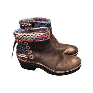 Bionica | Black/Multi-Colored Reign Leather Ankle Bootie Boots Women size 10